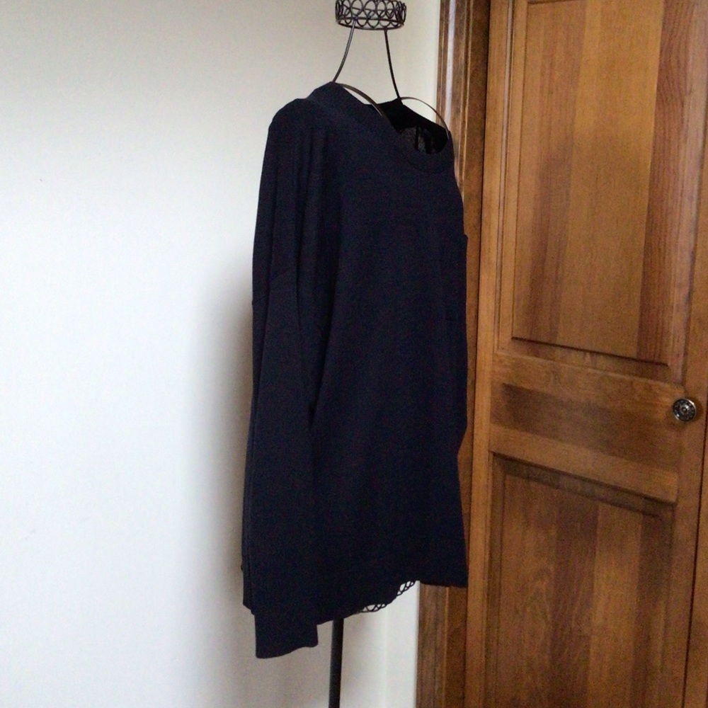 Workshop Navy Sweater, Large - Picture 1 of 6